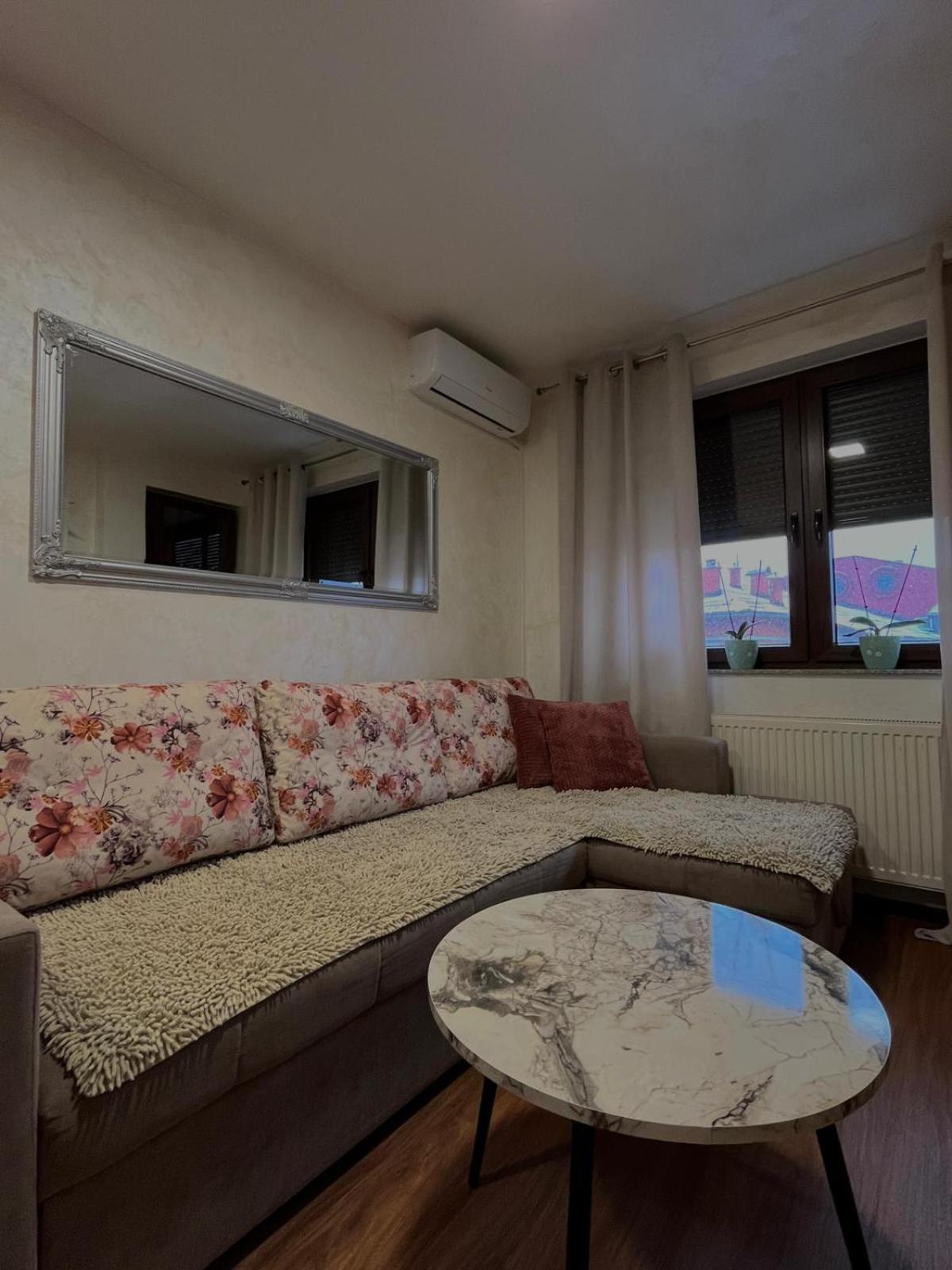 Apartman Basic Doboj Ngoại thất bức ảnh